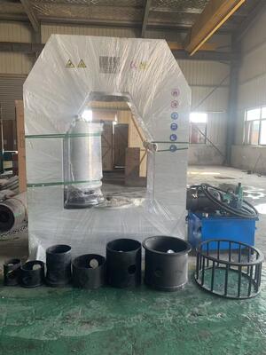 Op maat gemaakte bandmontage-/demontage-machine 500 ton Press-on Solid Tire Press Machine 11KW 480V met CHINT-transformatoren, breekers en contactoren