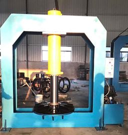 Compact ontwerp TP120 Vorklift bandenpersmachine 380V met CE-certificering voor industriële vaste banden