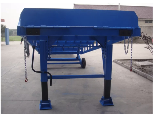 CE-goedgekeurde DCQY6-0.5 Mobile Dock Leveler Laadcapaciteit 6000kg Lengte 7m