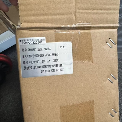 Hoogwaardige ESCH-serie 24V 15A vorkhefbatterijoplader met stille koelventilator
