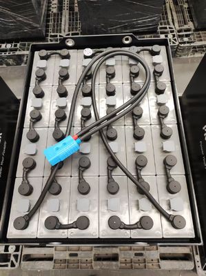 Op maat gemaakte 48V 550Ah loodzuur tractiebatterij voor vorkheftruck, CE-certificering
