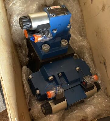 Op maat gemaakte bandmontage-/demontage-machine 500 ton Press-on Solid Tire Press Machine 11KW 480V met CHINT-transformatoren, breekers en contactoren