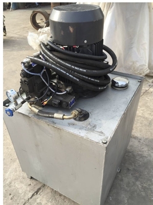 7.5 kW motorvermogen zware vorkhefbandpers 220V 380V 240 ton